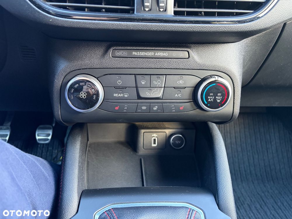 Ford Focus - 19