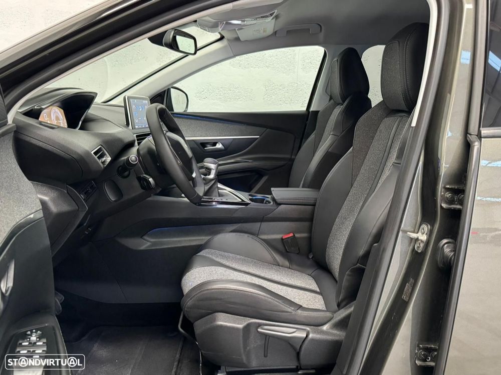 Peugeot 3008 1.5 BlueHDi Allure - 4