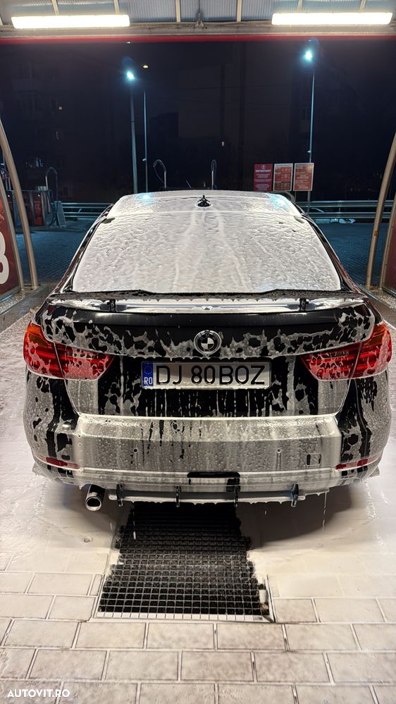 BMW Seria 3 320d xDrive Sport-Aut. Sport Line - 15