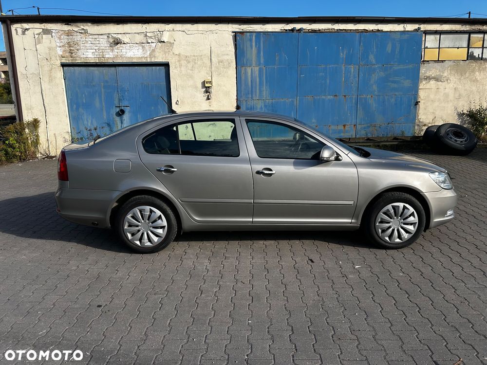 Skoda Octavia 1.6 Classic - 7