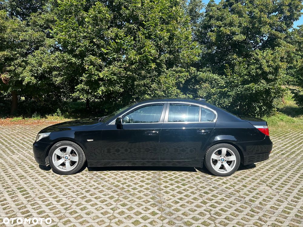 BMW Seria 5 525i - 7