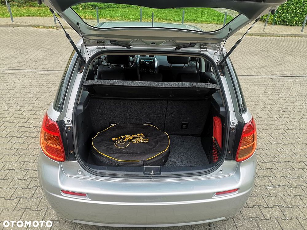 Suzuki SX4 - 23