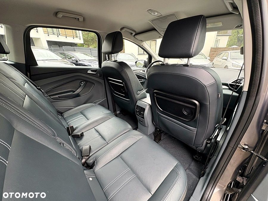 Ford C-MAX 1.6 TDCi Titanium - 23