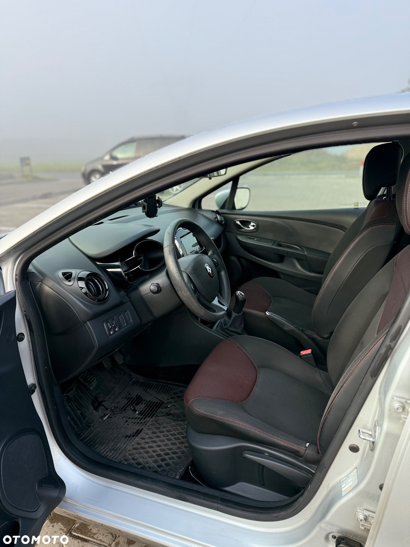 Renault Clio 1.2 16V Zen - 12