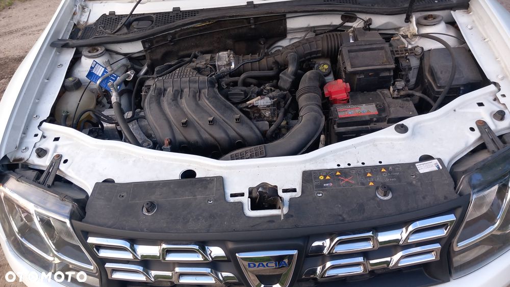 Dacia Duster 1.6 SCe Prestige - 16