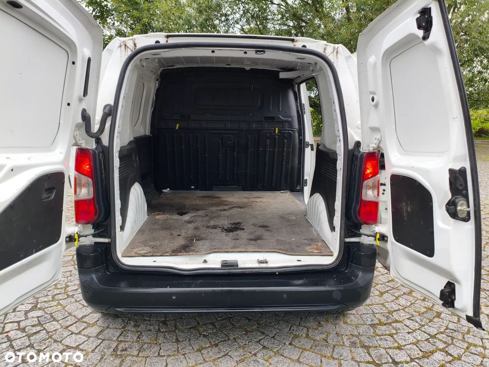 Toyota Proace City - 17