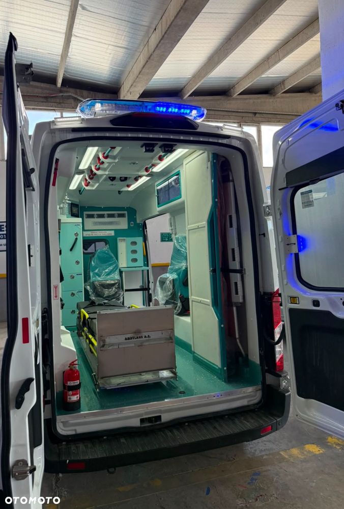 Mercedes-Benz Sprinter Ambulans Typ C - 14