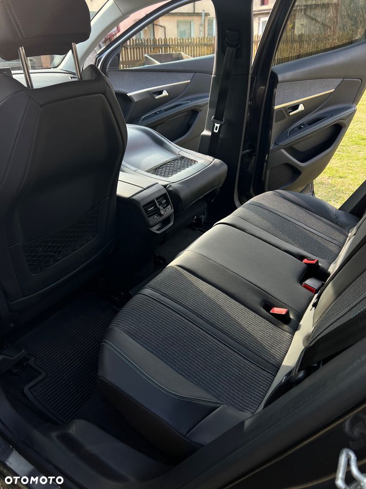 Peugeot 3008 1.2 PureTech Allure Pack S&S EAT8 - 13