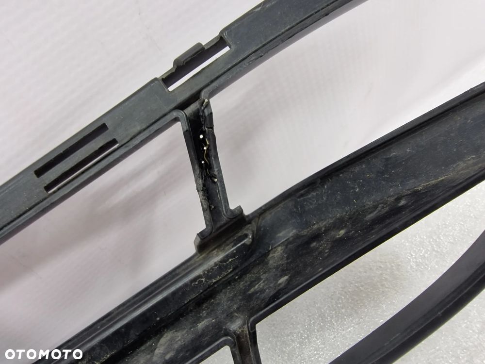 BMW G01 X3 KRATKA ŚRODKOWA ZDERZAKA PRZEDNIEGO PRZÓD POD RADAR , NR 773828-10 , NR AUKCJI KR198 - 12