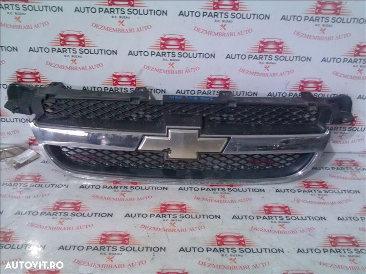 grila bara fata chevrolet aveo an fabr. 2007 - 1