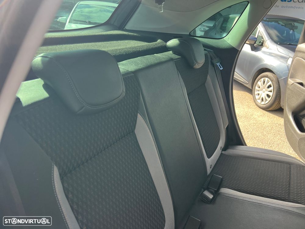 Opel Crossland X 1.2 T Innovation J17 - 18