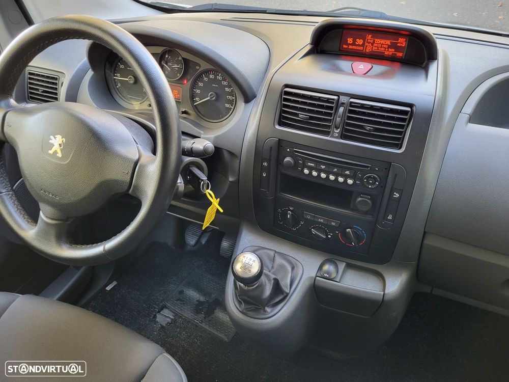 Peugeot Expert 2.0 HDi L2H1 Semi-Vidrado - 5