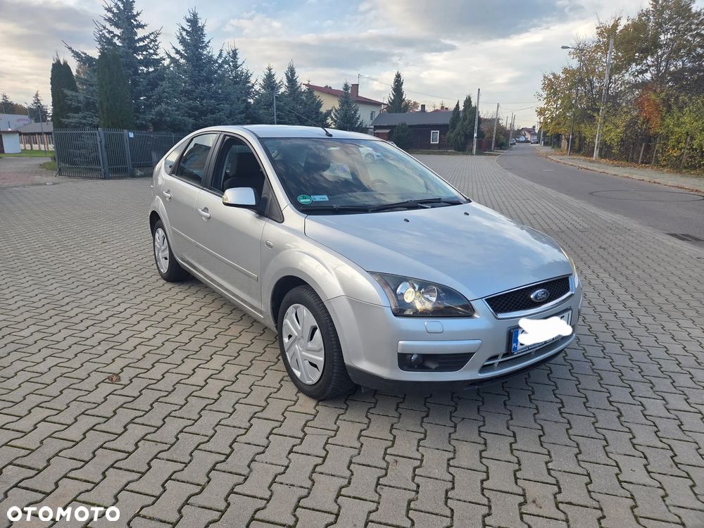 Ford Focus 2.0 Titanium - 1