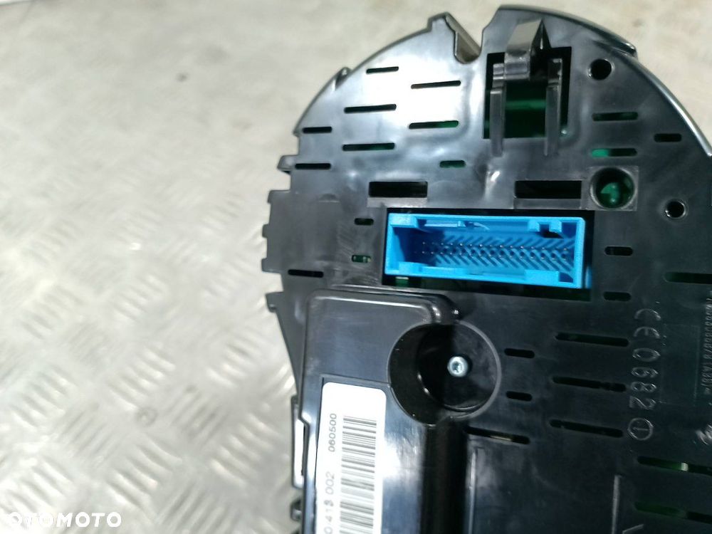 LICZNIK AUDI A3 8P 8P0920932K 1.9 TDI - 3