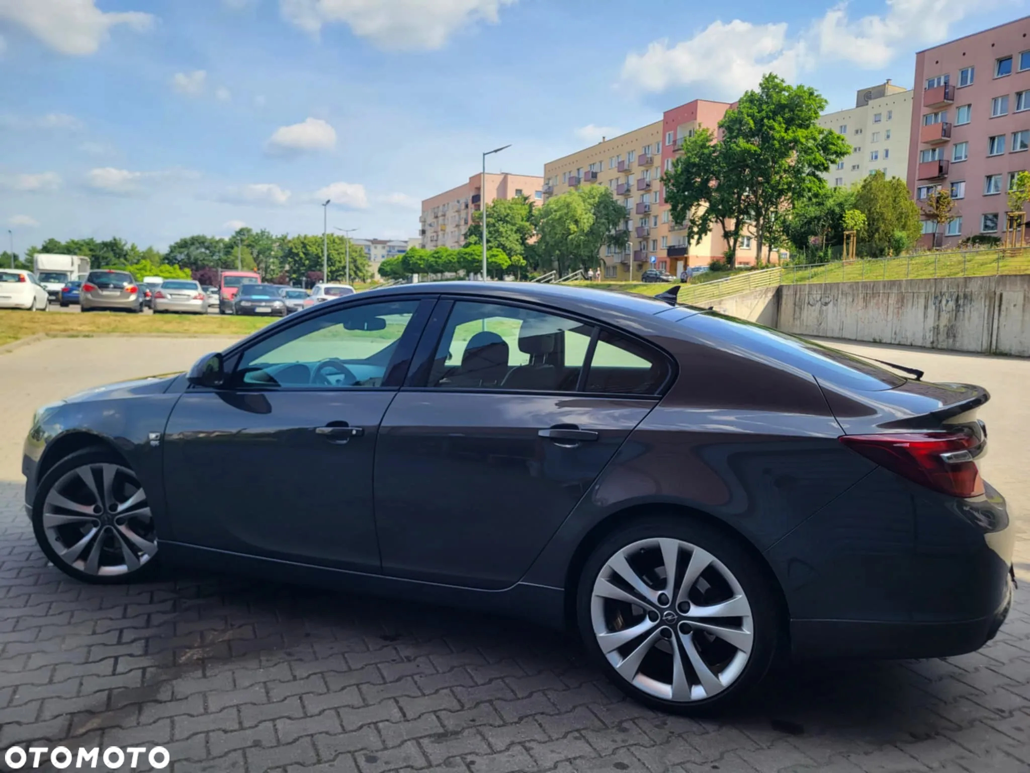 Opel Insignia 2.0 T Cosmo 4x4 EU6 - 18