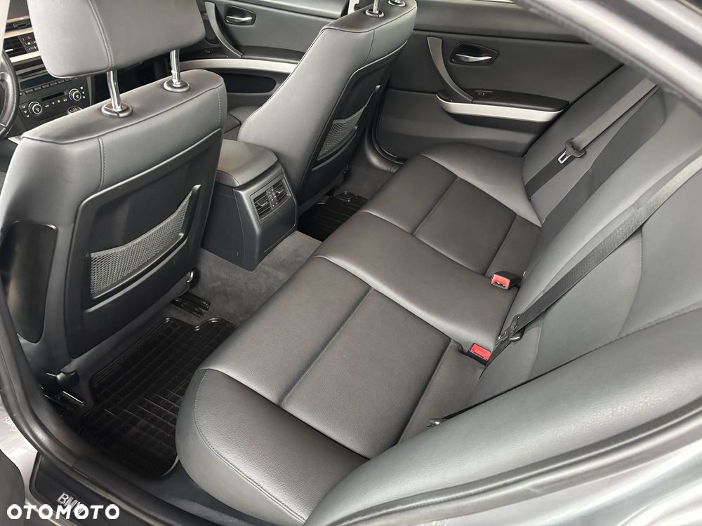 BMW Seria 3 - 10