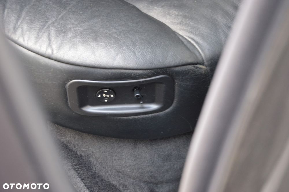 BMW Seria 7 740i - 19