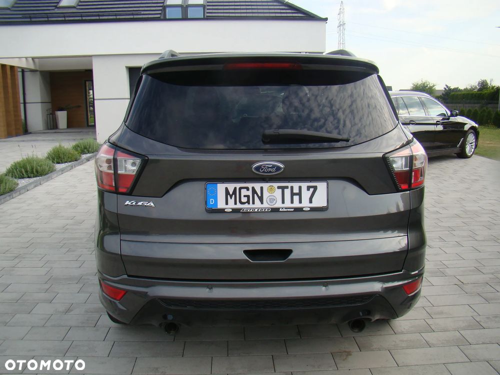 Ford Kuga 2.0 TDCi 4x4 ST-Line - 10