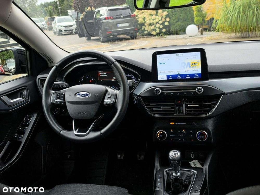Ford Focus - 10