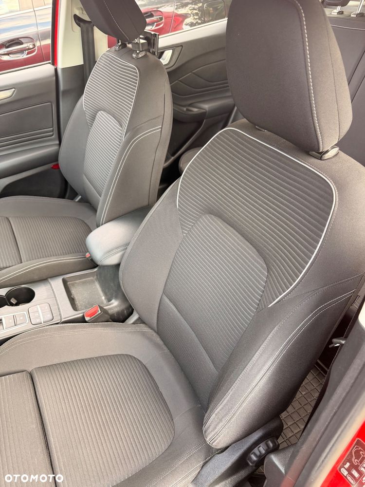 Ford Focus 2.0 EcoBlue Titanium - 16