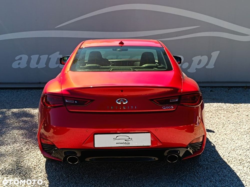 Infiniti Q60 - 15