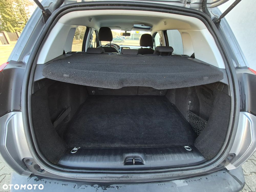 Peugeot 2008 - 12