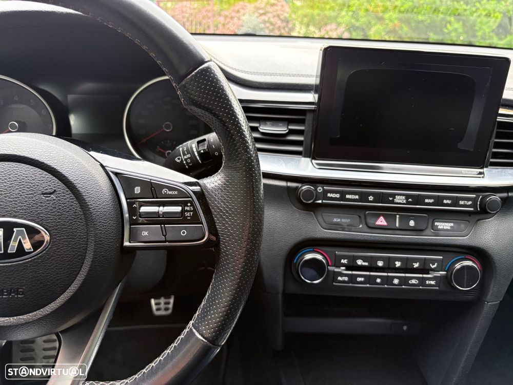 Kia ProCeed 1.4 T-GDI GT Line - 37