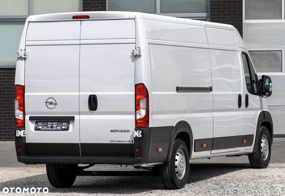Opel Movano