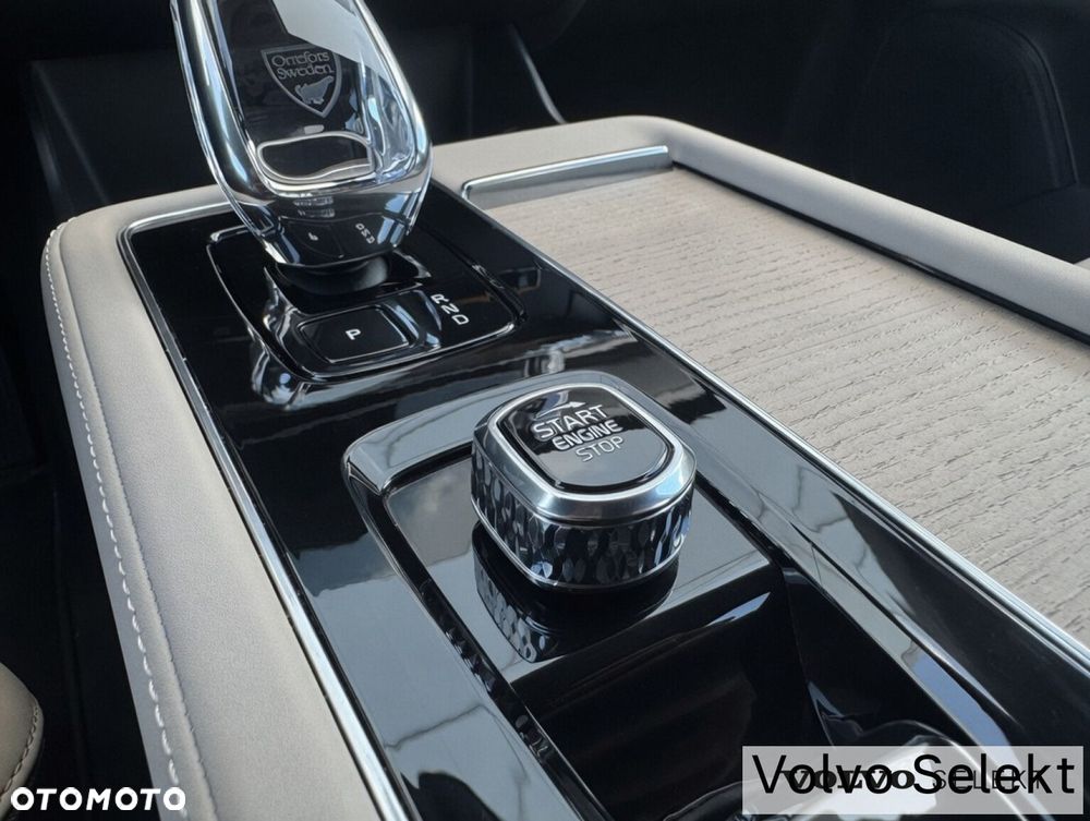 Volvo XC 90 - 25
