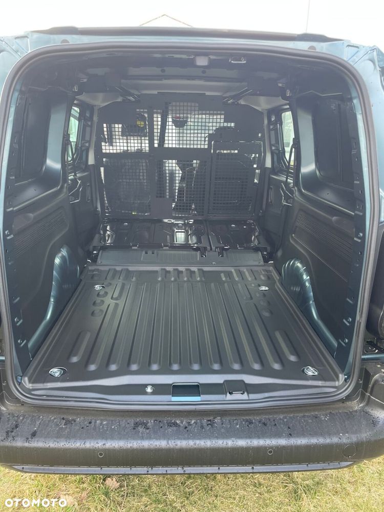 Opel Combo Cargo Combo Cargo Załogowy XL Diesel 131 KM Automat - 19