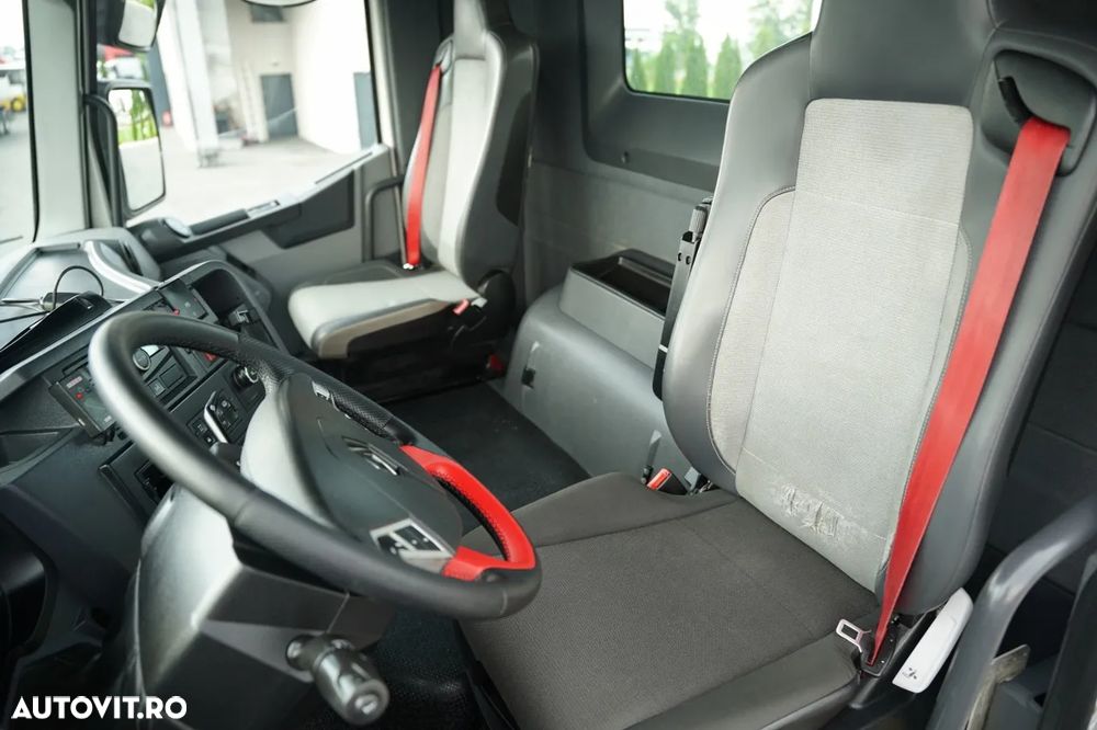 Renault C 430 / 6x4 / BASCULĂ CU 2 LATE / CUPLĂ HIDRAULICĂ + FASSI F155.A0.22 HDS / RADIOCOMANDĂ / ROTATOARE / CUPĂ / EURO 6 / - 29