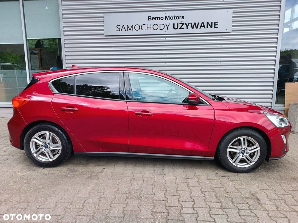 Ford Focus 1.0 EcoBoost Trend Edition - 8
