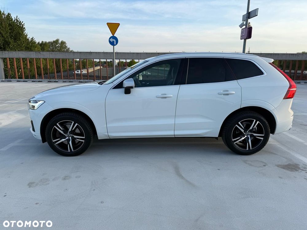 Volvo XC 60 D4 R-Design - 3