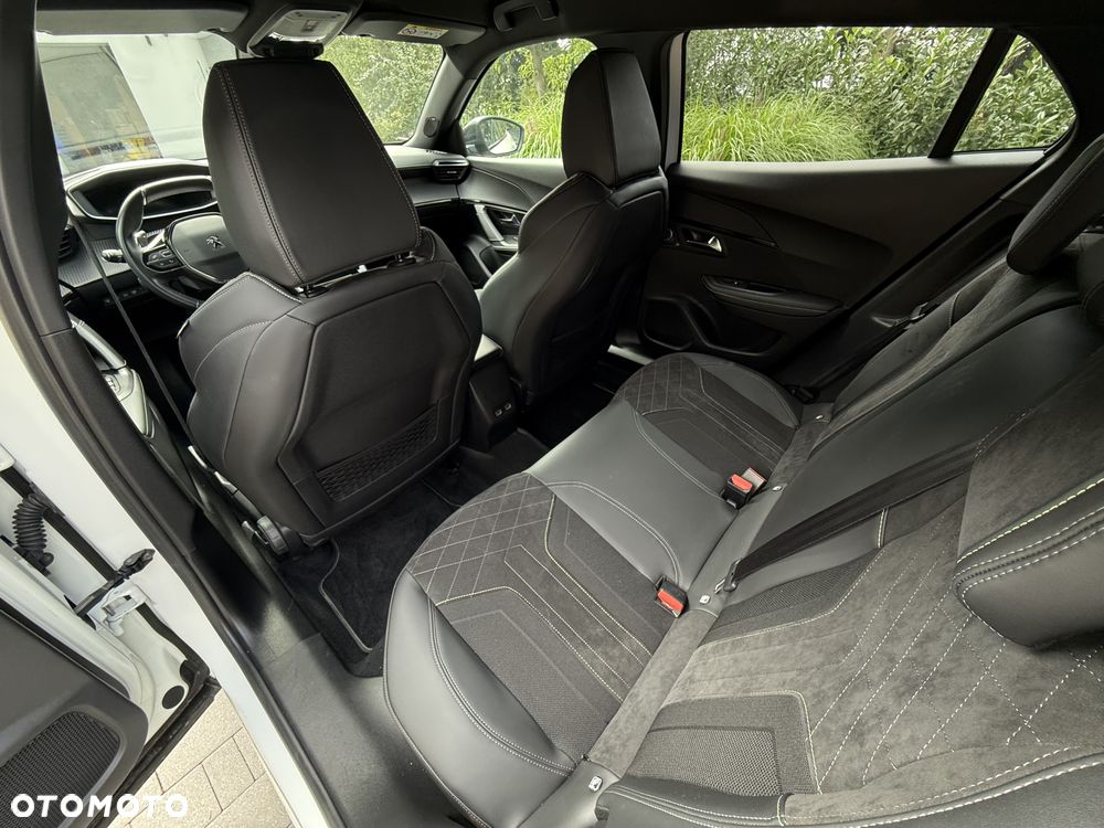 Peugeot 2008 1.2 PureTech GT Pack S&S EAT8 - 12
