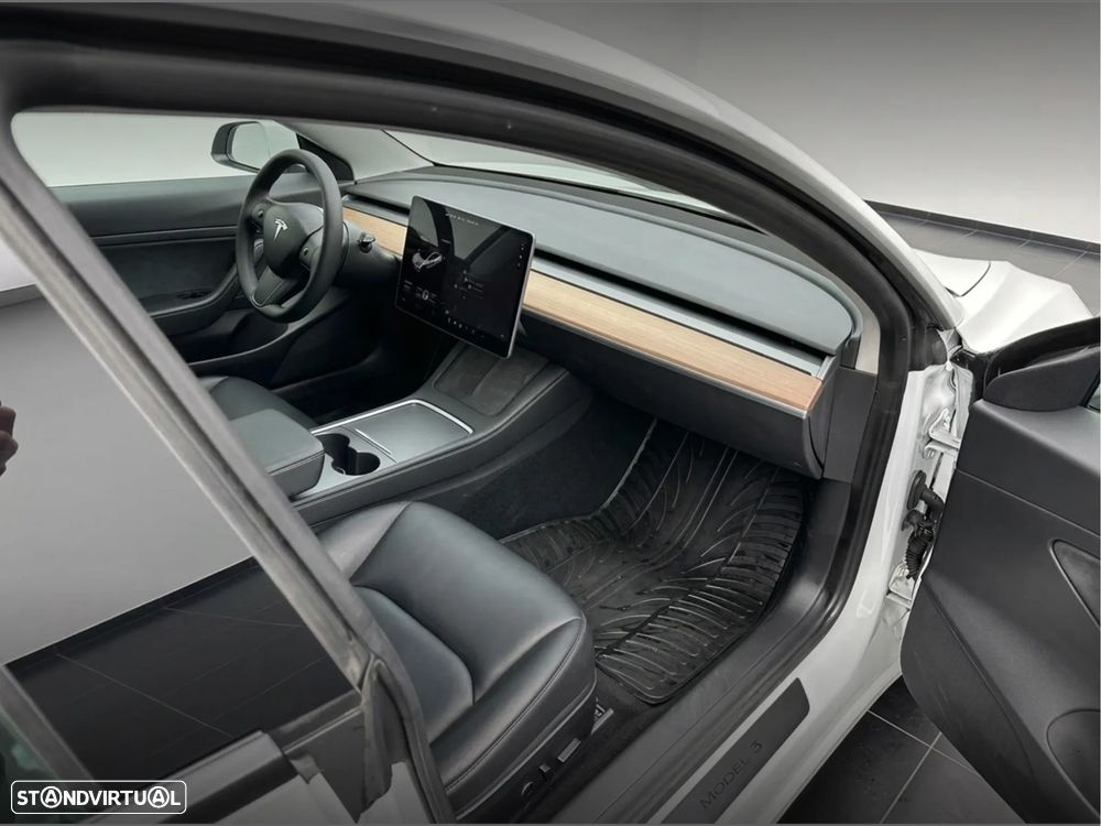 Tesla Model 3 Standard Range Plus RWD - 5
