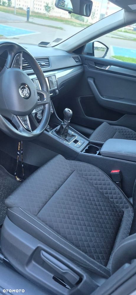 Skoda Superb 1.4 TSI ACTive - 16