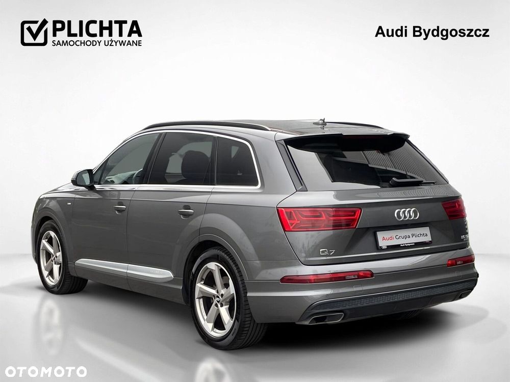 Audi Q7 - 4