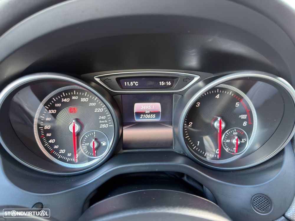 Mercedes-Benz CLA 180 - 31