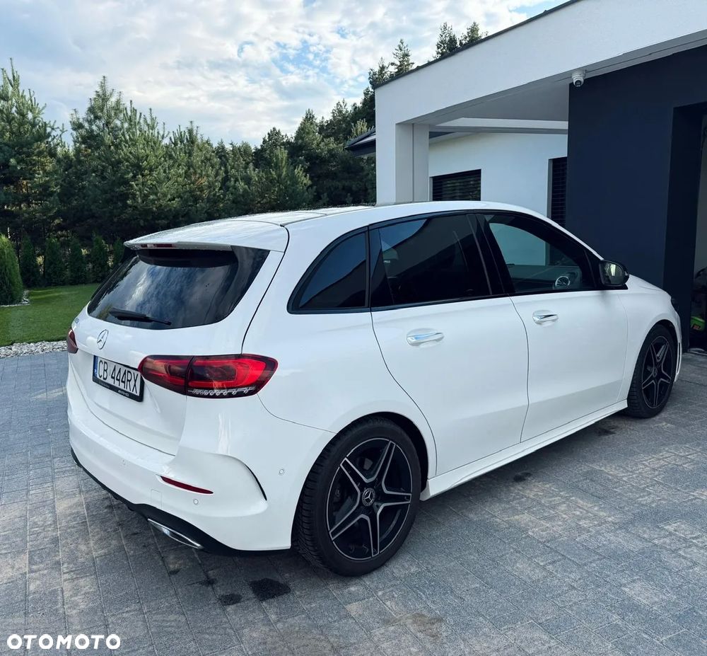 Mercedes-Benz Klasa B 200 AMG Line 7G-DCT - 3