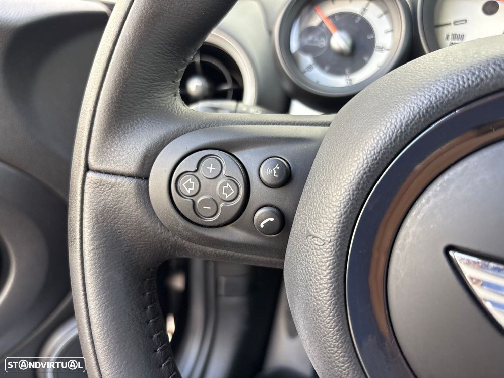 MINI Cabrio Cooper D - 21