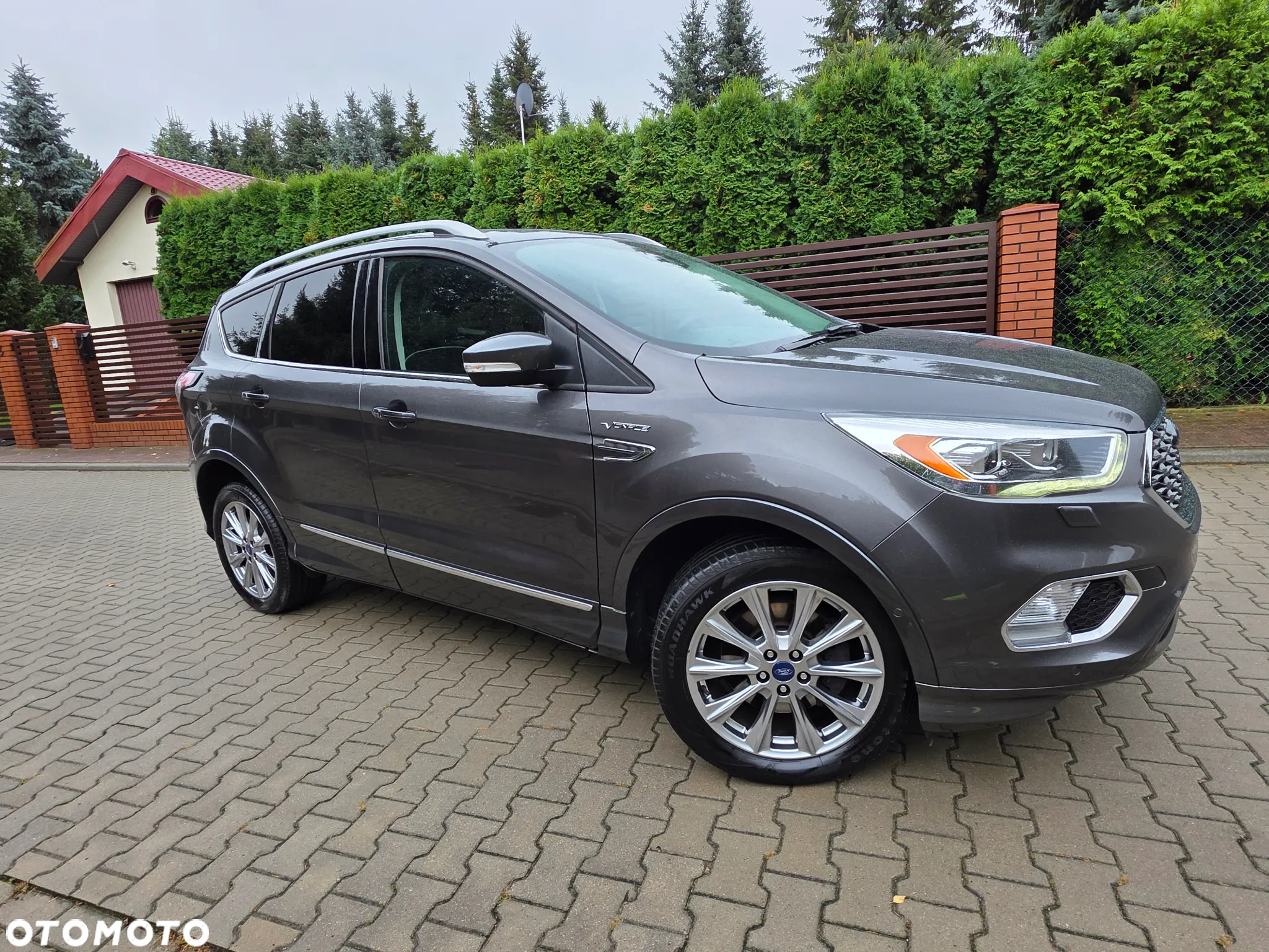 Ford Kuga - 34