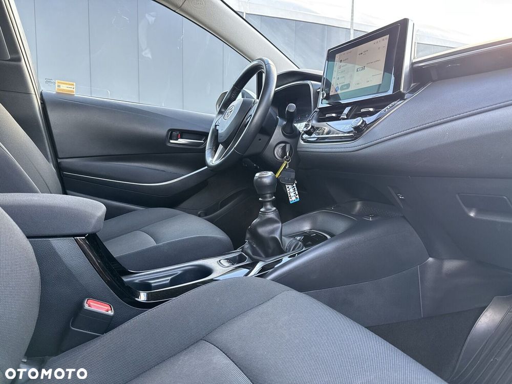 Toyota Corolla - 10