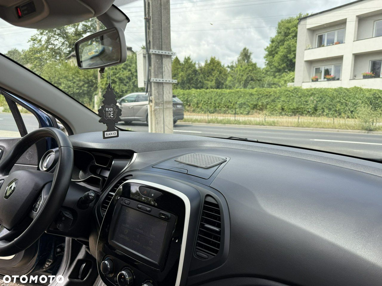 Renault Captur - 21