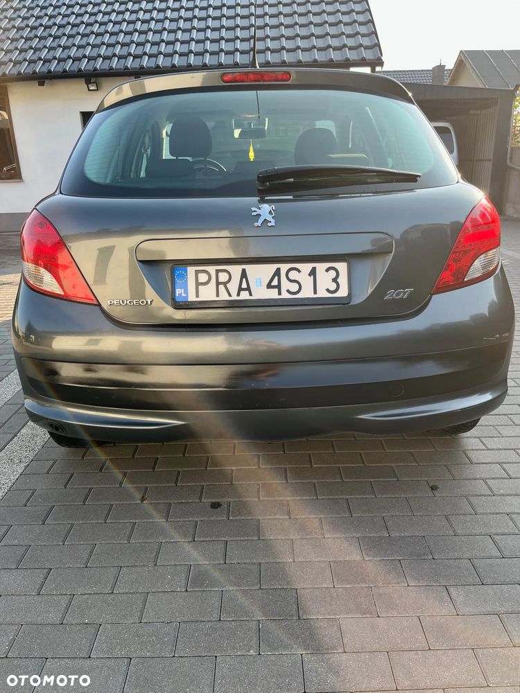 Peugeot 207 - 4