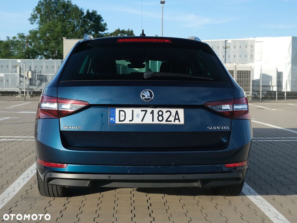 Skoda Superb 2.0 TDI Style DSG - 5