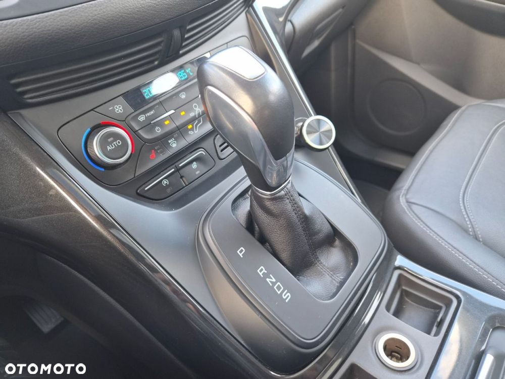 Ford Kuga 2.0 TDCi 4x4 Titanium - 17