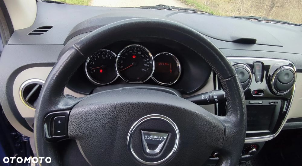Dacia Lodgy TCe 115 Prestige - 23
