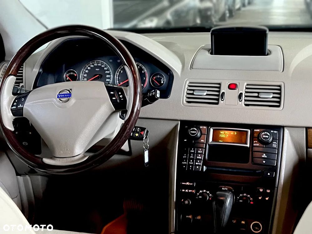 Volvo XC 90 2.9 T6 Momentum - 4