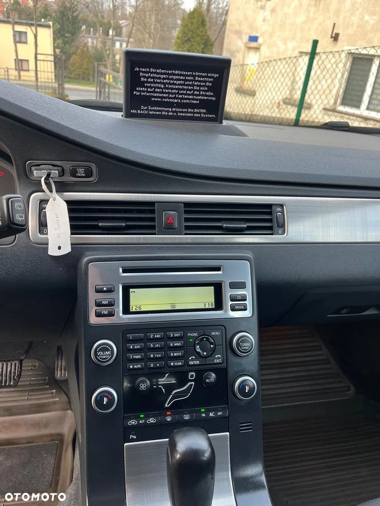 Volvo V70 D5 AWD Kinetic - 15