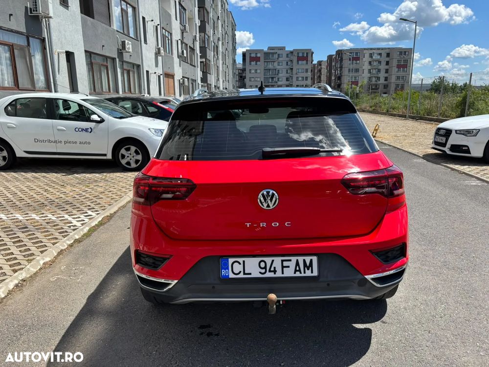 Volkswagen T-Roc - 11